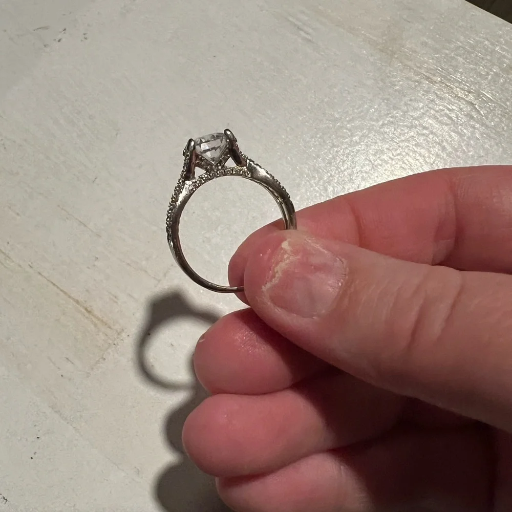 Twisted Pavé Sterling Silver Ring 💍 - Picture 7 of 7